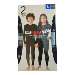 32 Degrees Kids Navy Snowflake Set